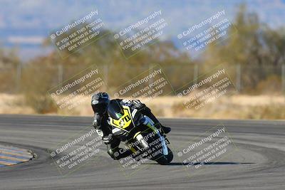 media/Jan-10-2025-CVMA Friday Practice (Fri) [[489e0da257]]/Group 4 and Trackday/Session 5 (Turn 7)/